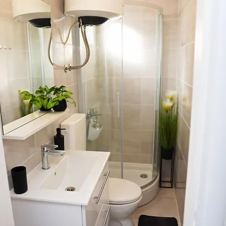 Izabella Seaside Daire *