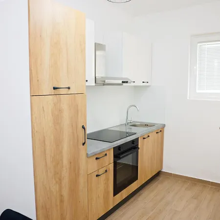 Izabella Seaside Daire