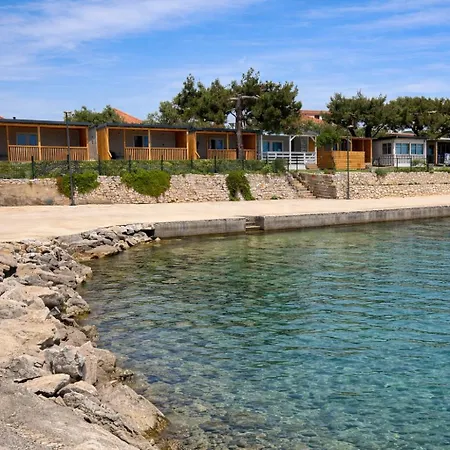 Izabella Seaside *