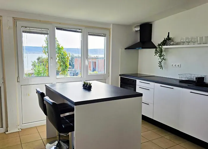 Izabella Seaside Appartement *