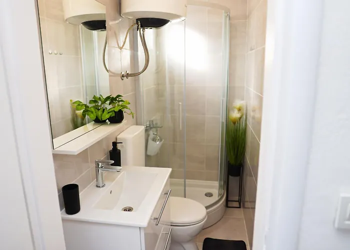 Izabella Seaside Apartment *